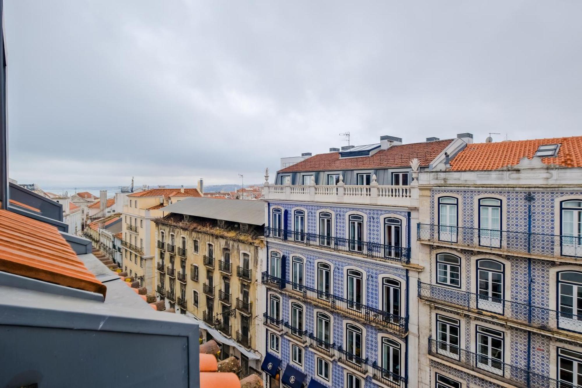 Chiado Arty Flats Aparthotel Lisbon Exterior photo